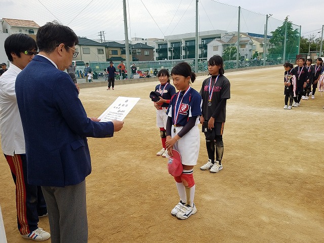 三賞　殊勲賞